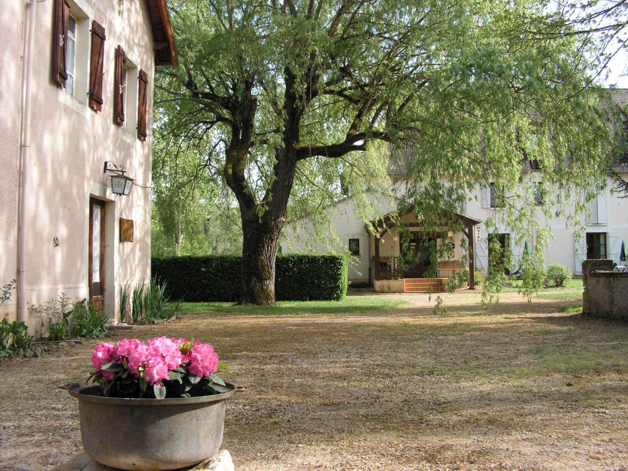 Hotel Du Parc Thonac Zewnętrze zdjęcie